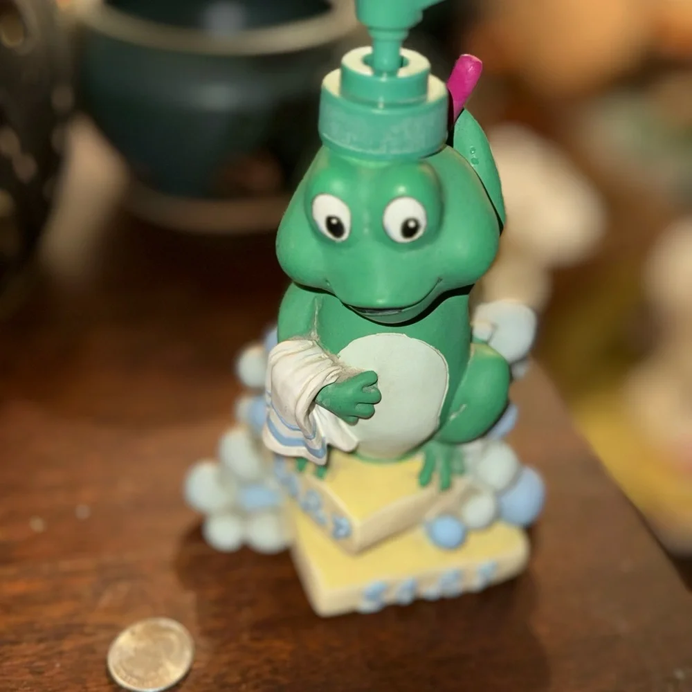 Cute Green Frog Bathroom Soap Dispenser